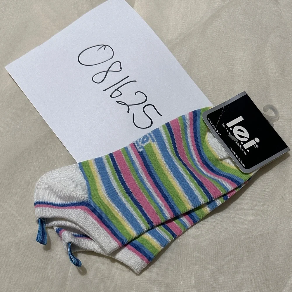 NWT Lei Multicolor Striped Ankle Socks Size 09-11